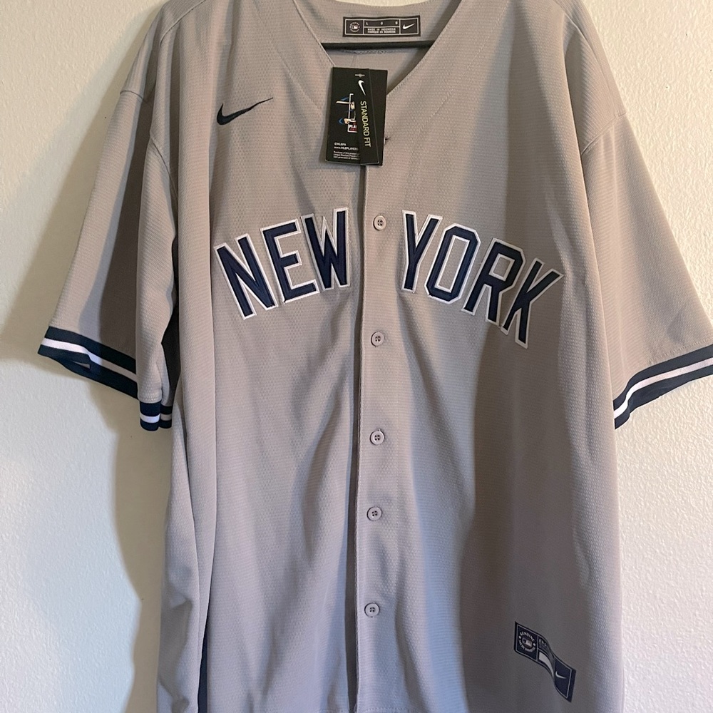 New York Yankees Jersey Large